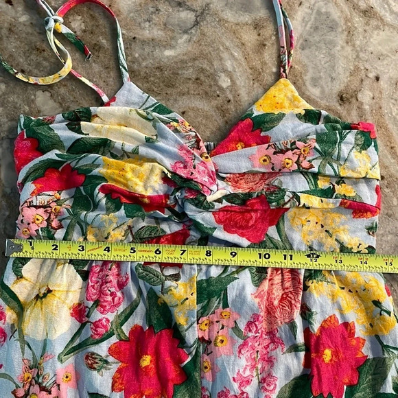 NWT Old Navy (2022) Twist Front Crop Jumpsuit in Multi Floral Size Small - Picture 8 of 12